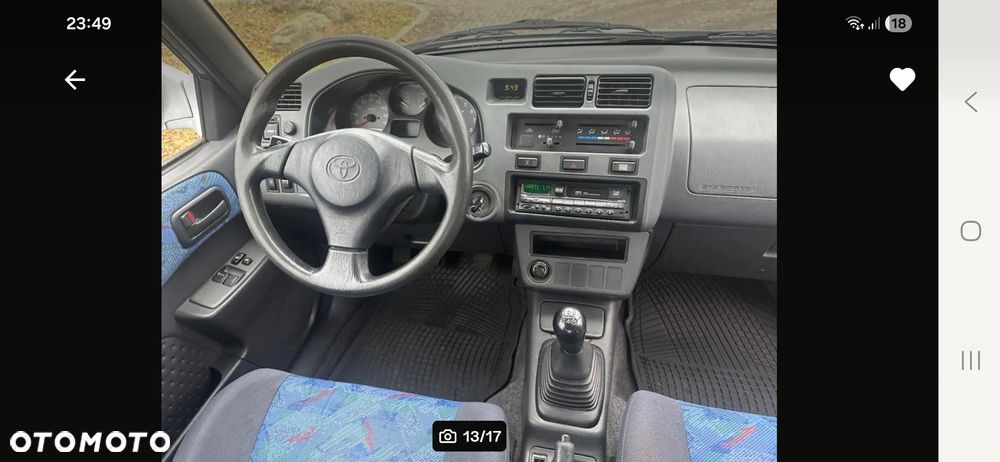 Toyota RAV4 2.0 - 12