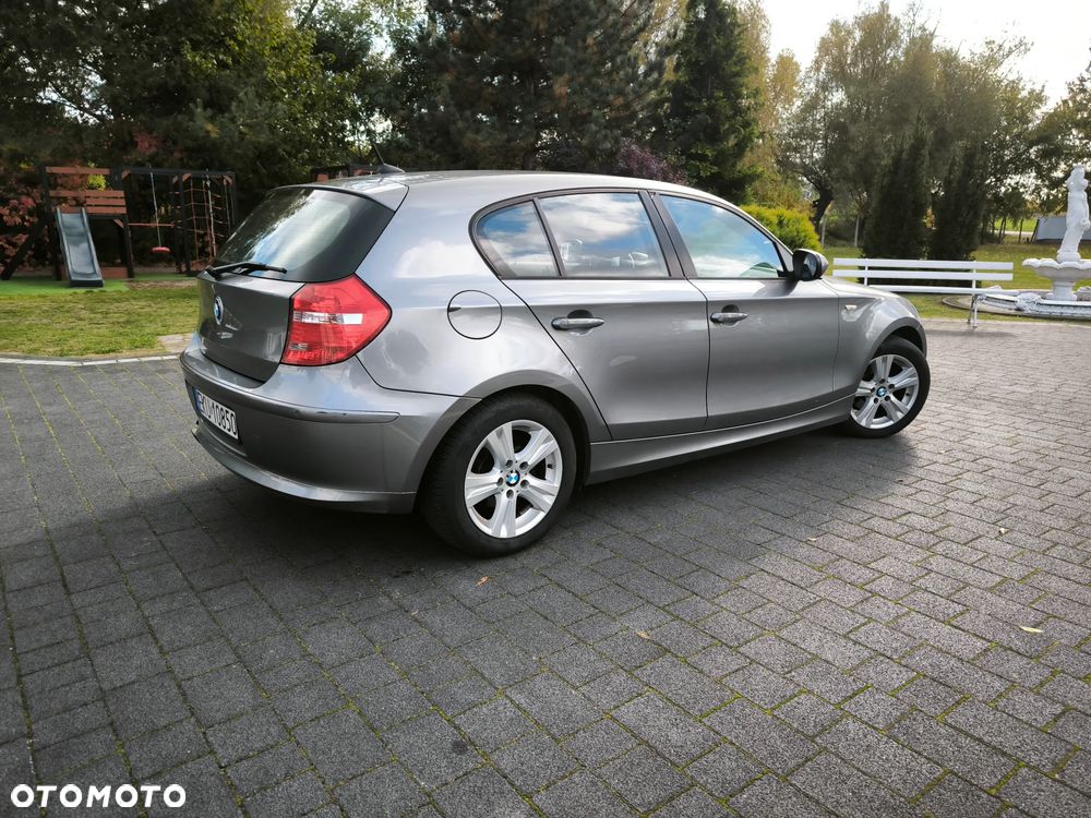 BMW Seria 1 116i - 4