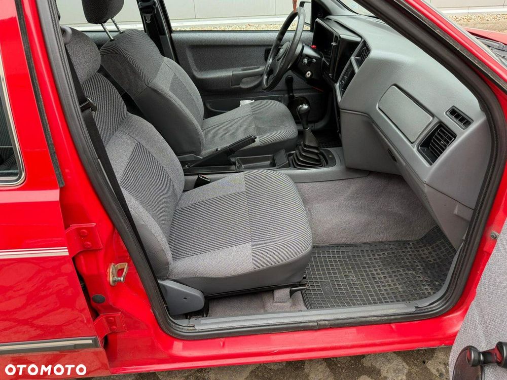Ford Sierra - 17