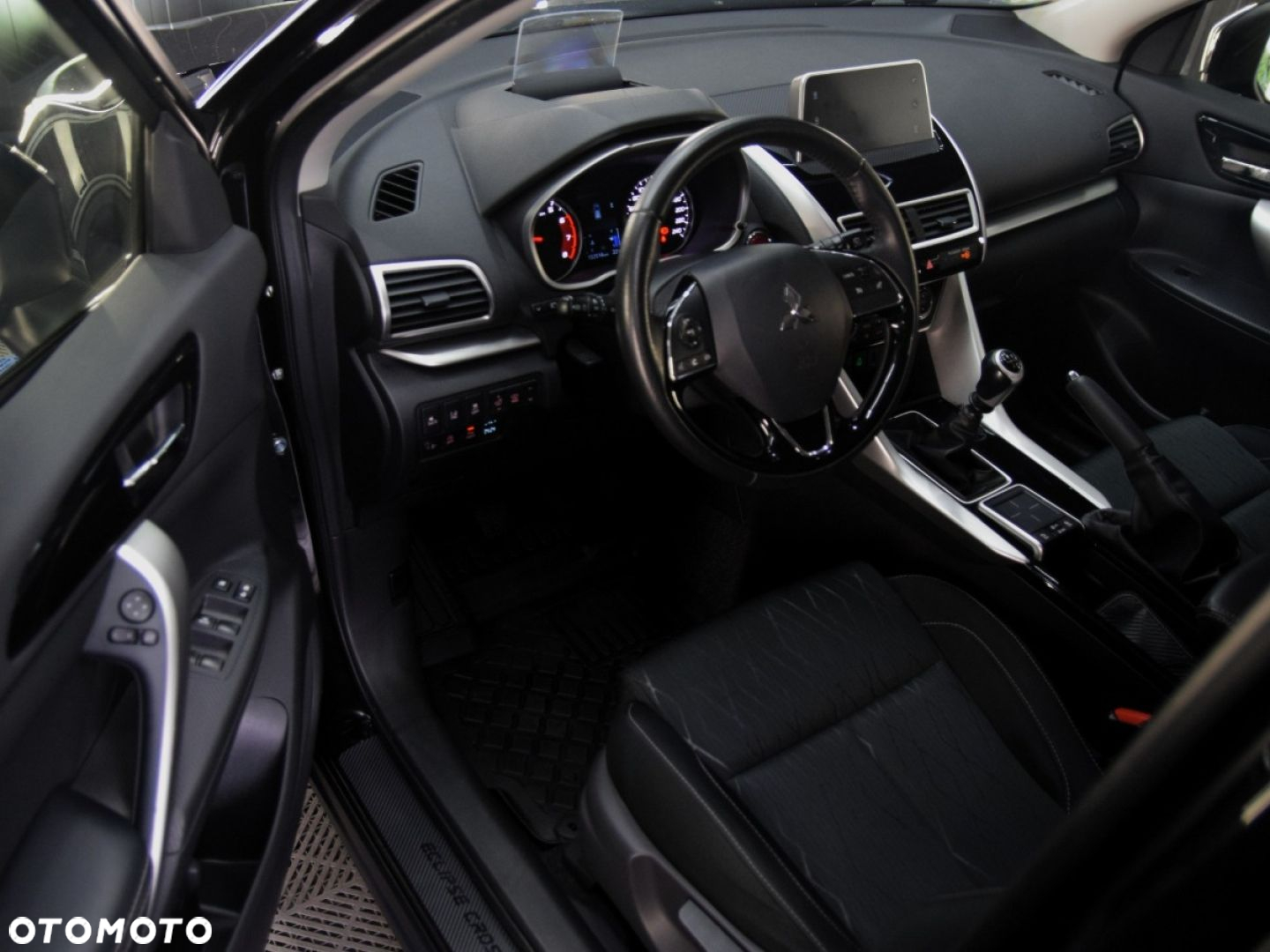 Mitsubishi Eclipse Cross - 6