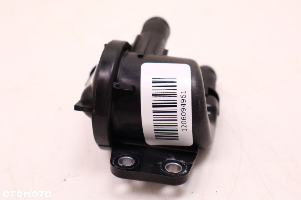 VOLVO XC60 II 2.0 T8 POMPA WODY 31686567 - 8