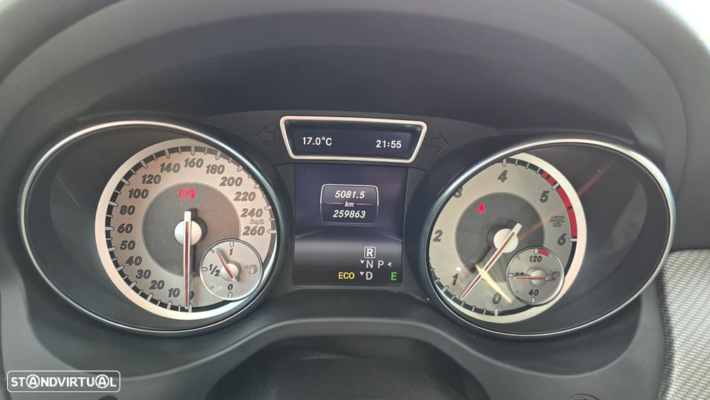 Mercedes-Benz GLA 220 CDI 4Matic 7G-DCT Urban - 8