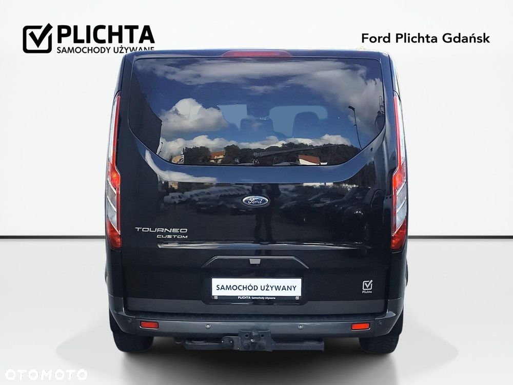Ford Tourneo Custom - 6