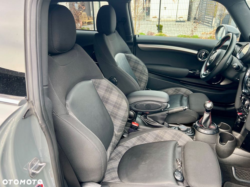 MINI Cooper S Standard - 19