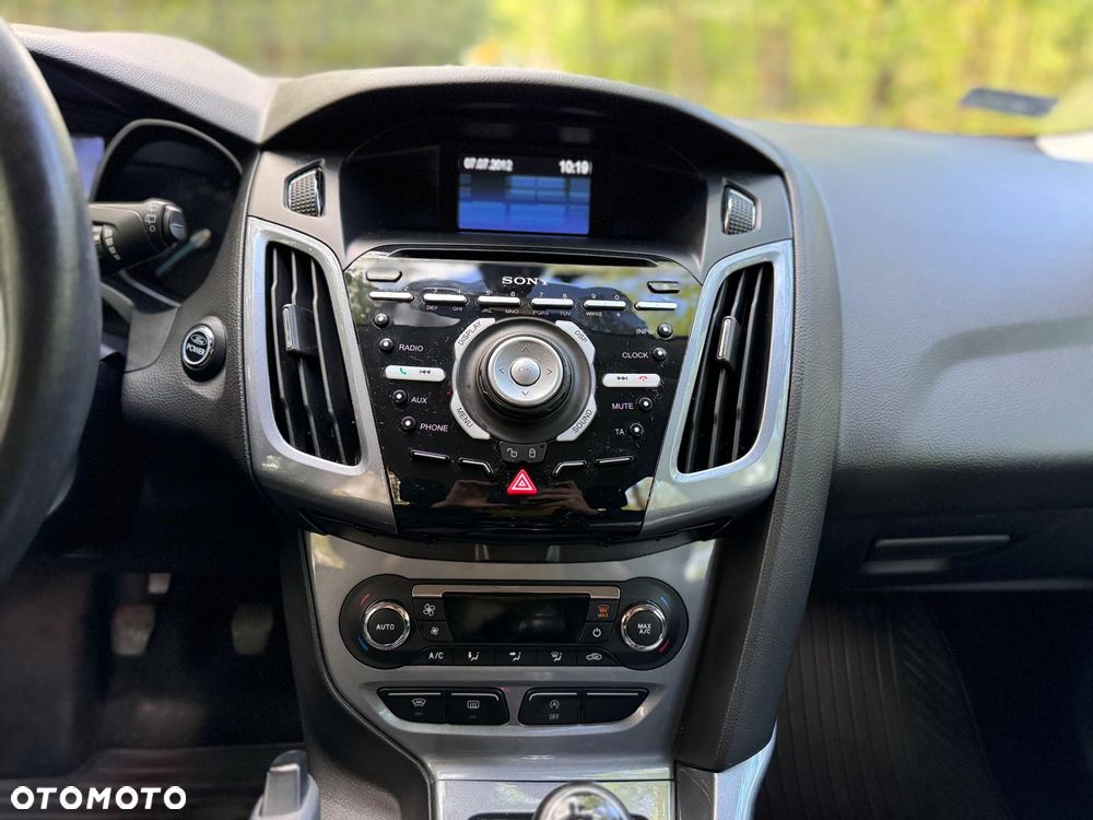 Ford Focus 1.6 EcoBoost Titanium - 8