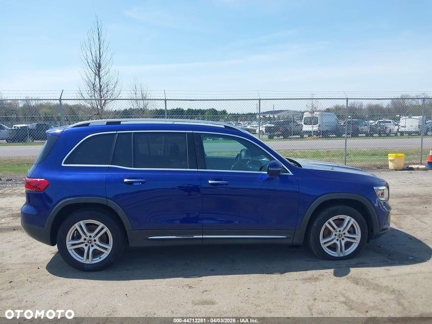 Mercedes-Benz GLB 250 4Matic 8G-DCT - 24
