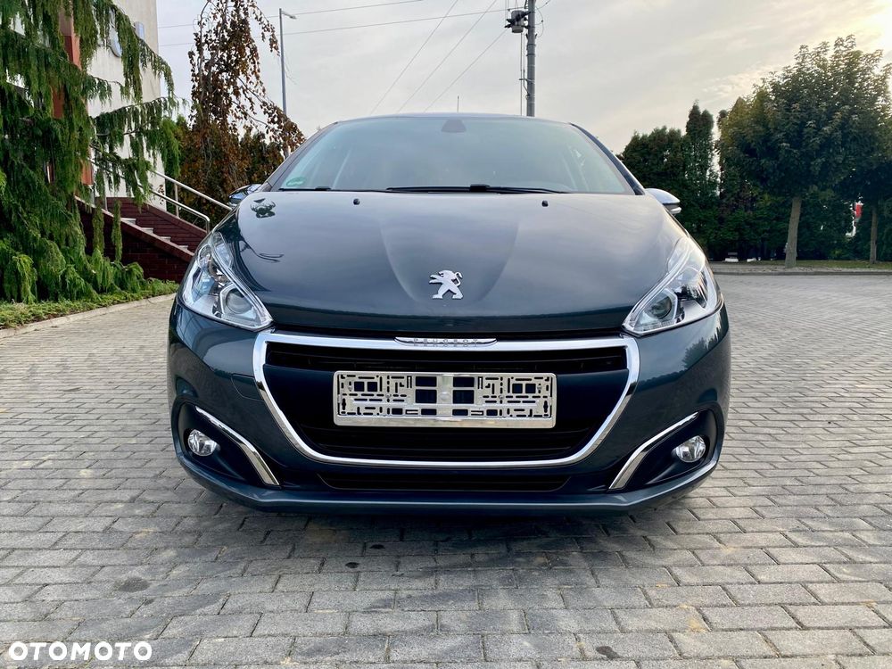 Peugeot 208 - 3