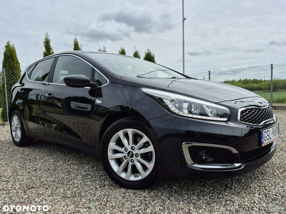 Kia Ceed - 4