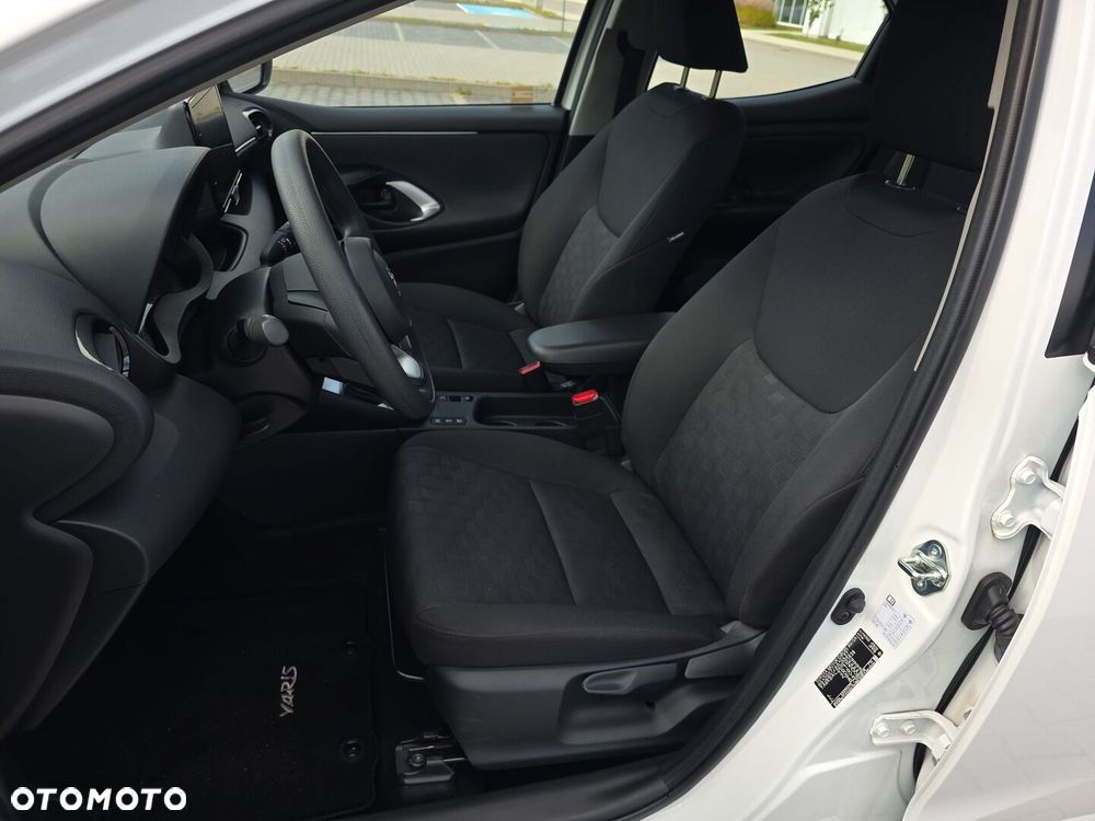 Toyota Yaris Hybrid 1.5 Active - 12