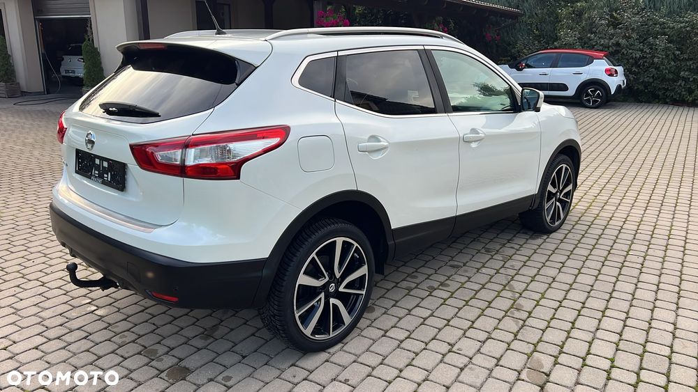 Nissan Qashqai 1.6 DCi Tekna+ - 19