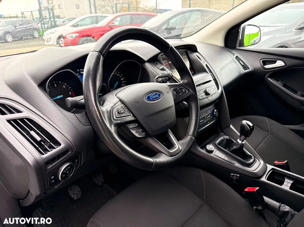 Ford Focus 1.5 TDCi DPF Start-Stopp-System Trend - 6