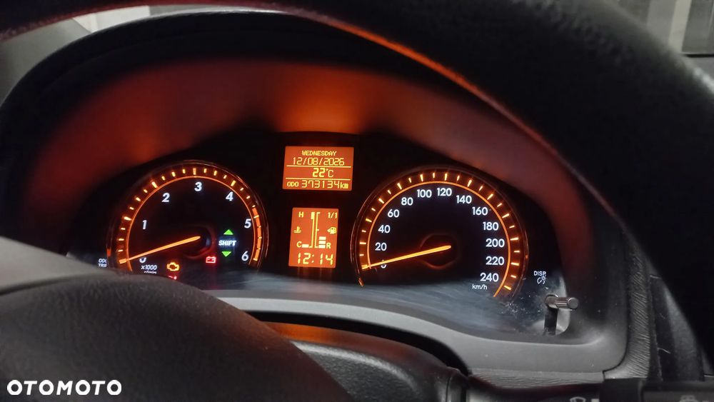 Toyota Avensis 2.0 D-4D Luna - 12