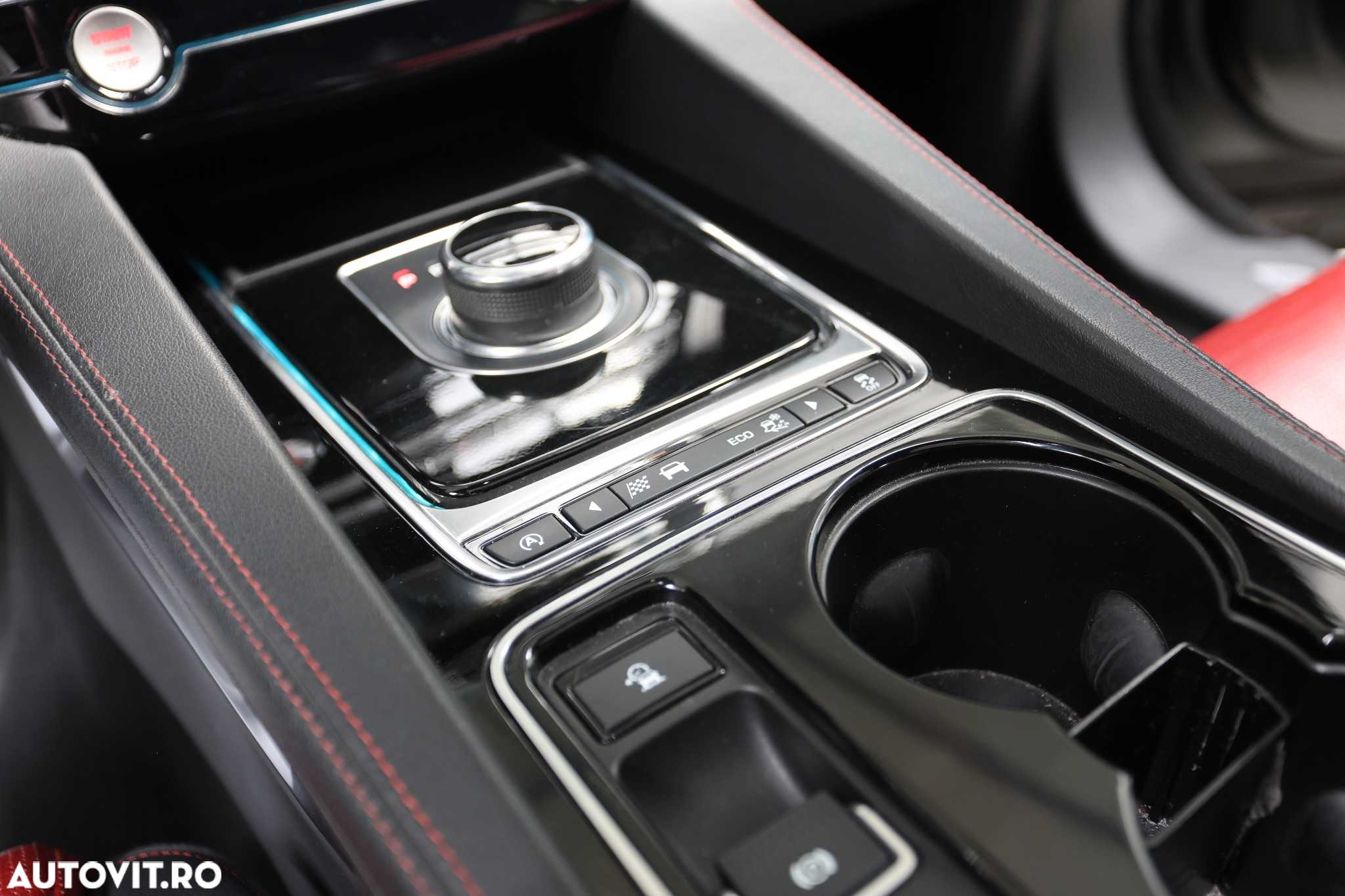 Jaguar F-Pace D165 AWD R-Dynamic S - 15