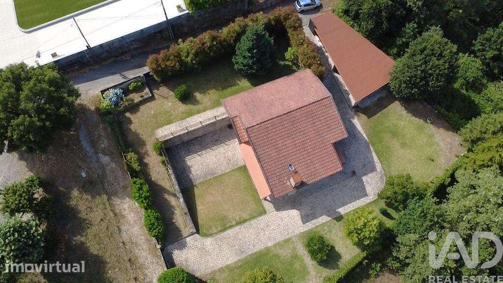 Moradia isolada T4 em São Pedro do Sul, Várzea e Baiões de 223 m2 - Grande imagem: 3/40