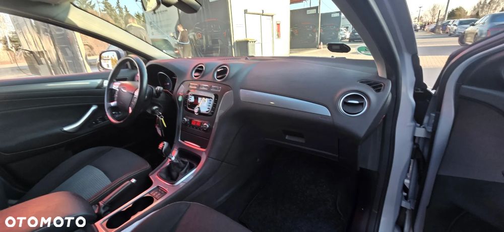 Ford Mondeo SW 1.6 EcoBoost S&S Titanium S - 34