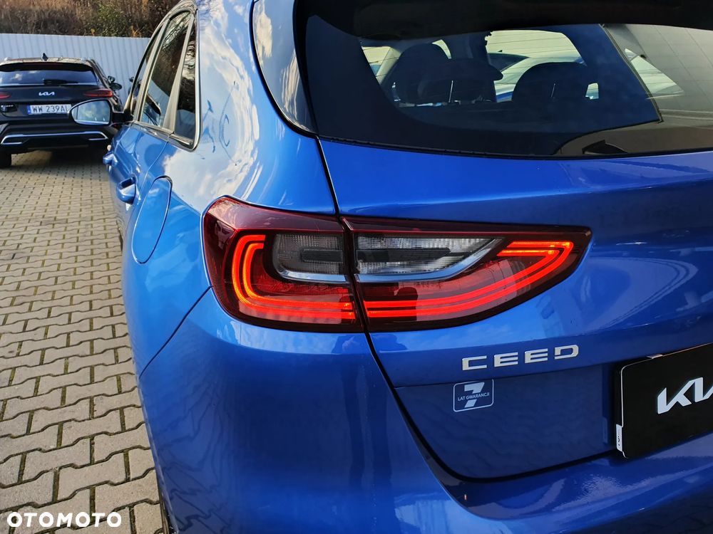 Kia Ceed - 22