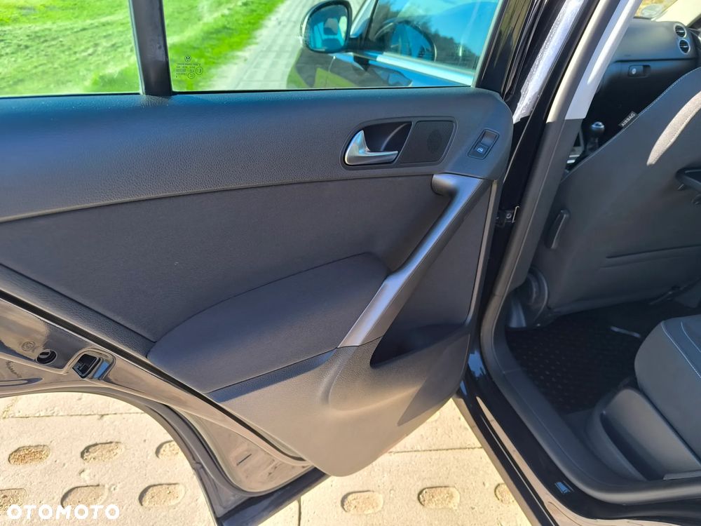 Volkswagen Tiguan 1.4 TSI BlueMotion Technology Sport & Style - 14