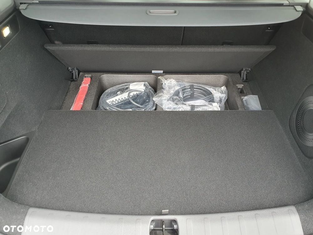Leapmotor C10 REEV Design - 35