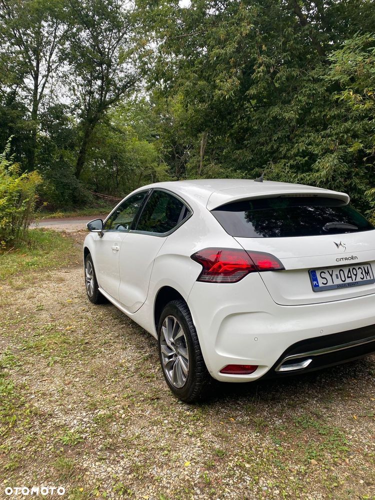 Citroën DS4 1.6 e-HDi SoChic MCP - 5