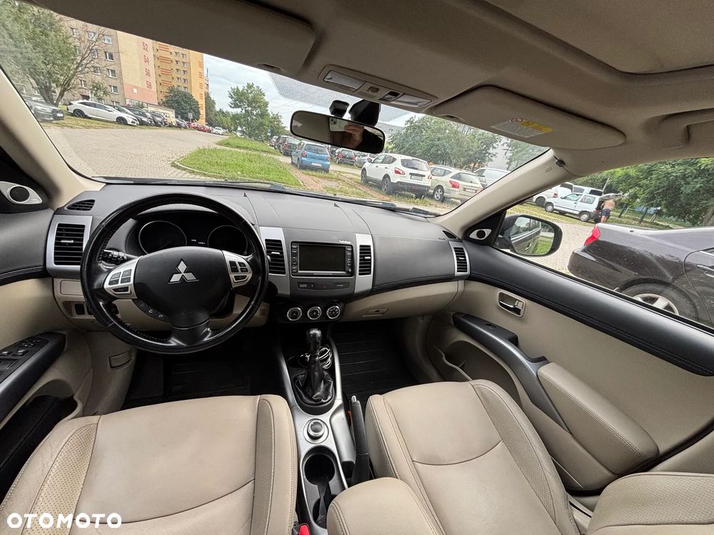 Mitsubishi Outlander 2.0 DID Instyle - 5