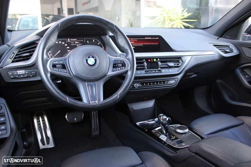 BMW 116 d Pack Desportivo M Auto - 8