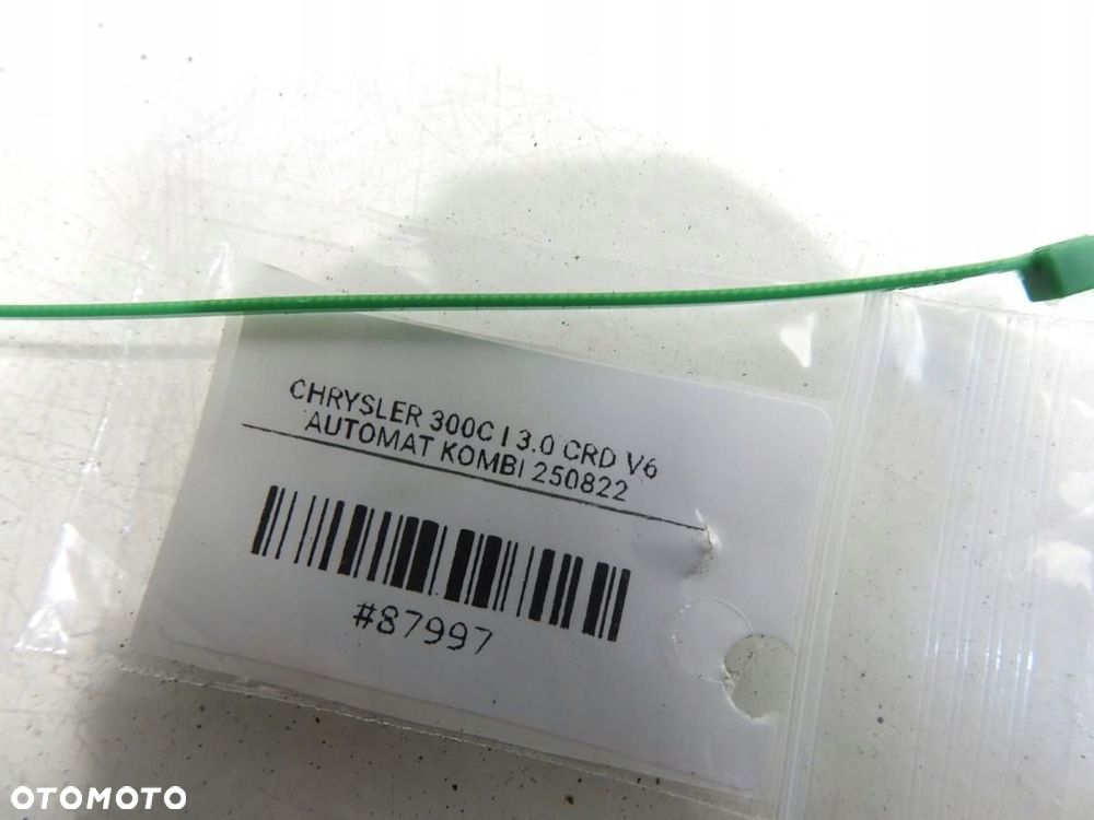 DYWANIKI CHRYSLER 300C KOMBI - 4