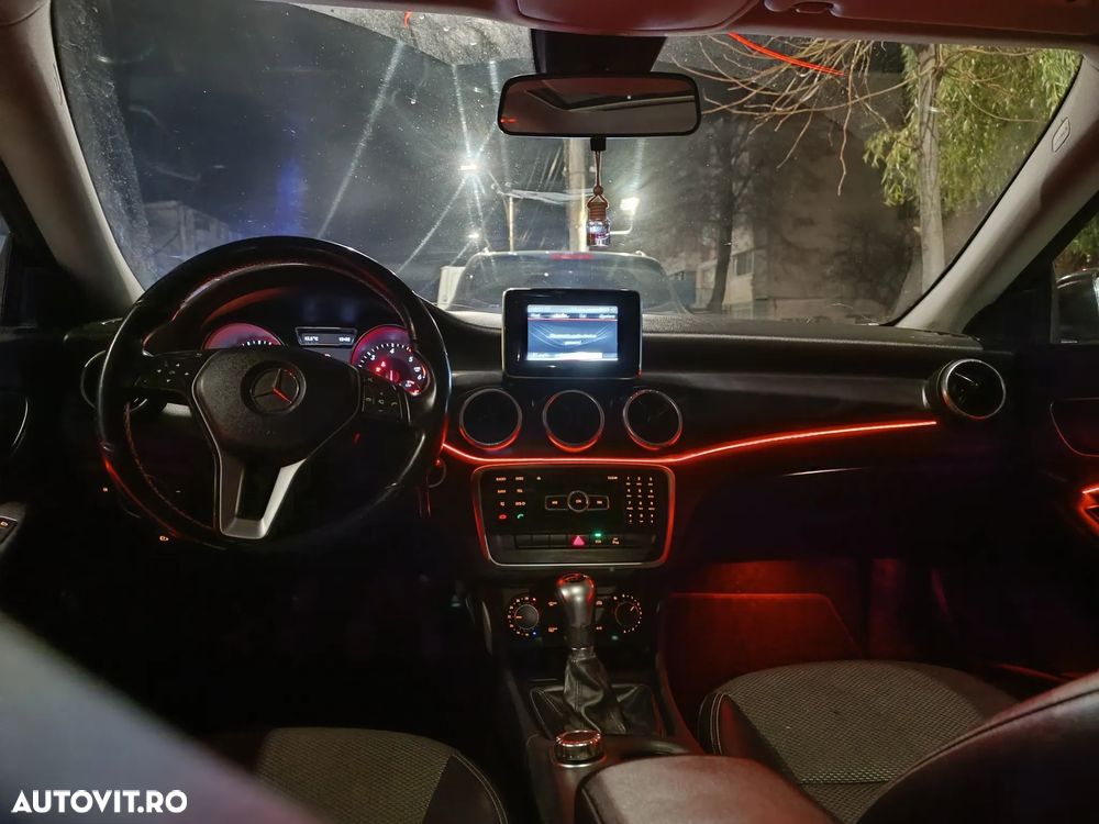 Mercedes-Benz CLA 180 (CDI) d Orange Art Edition - 9