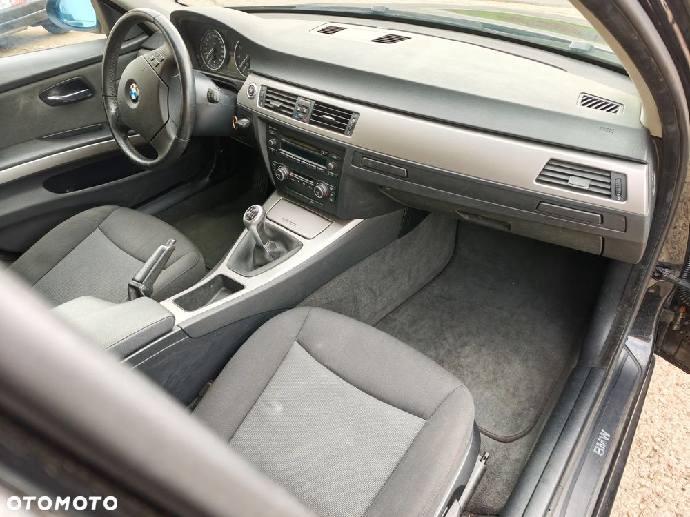 BMW Seria 3 - 10
