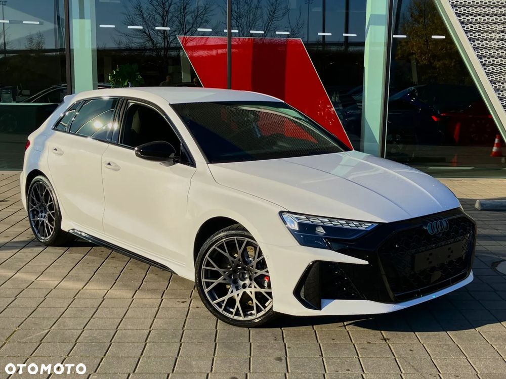 Audi RS3 Sportback - 3