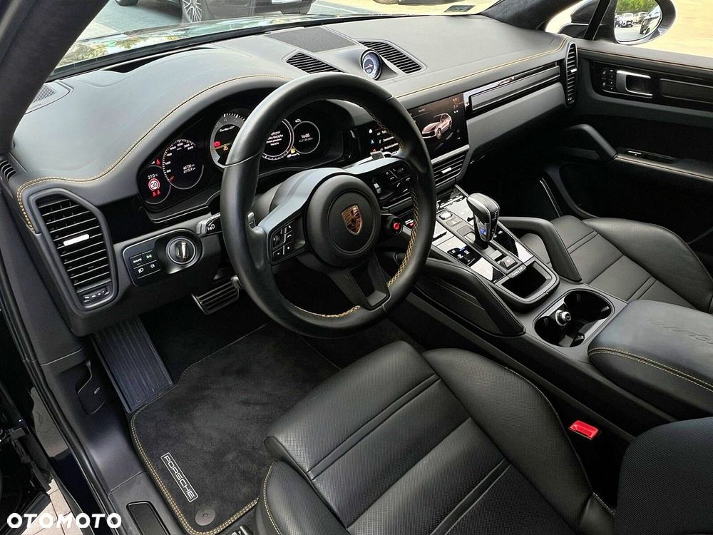 Porsche Cayenne - 13