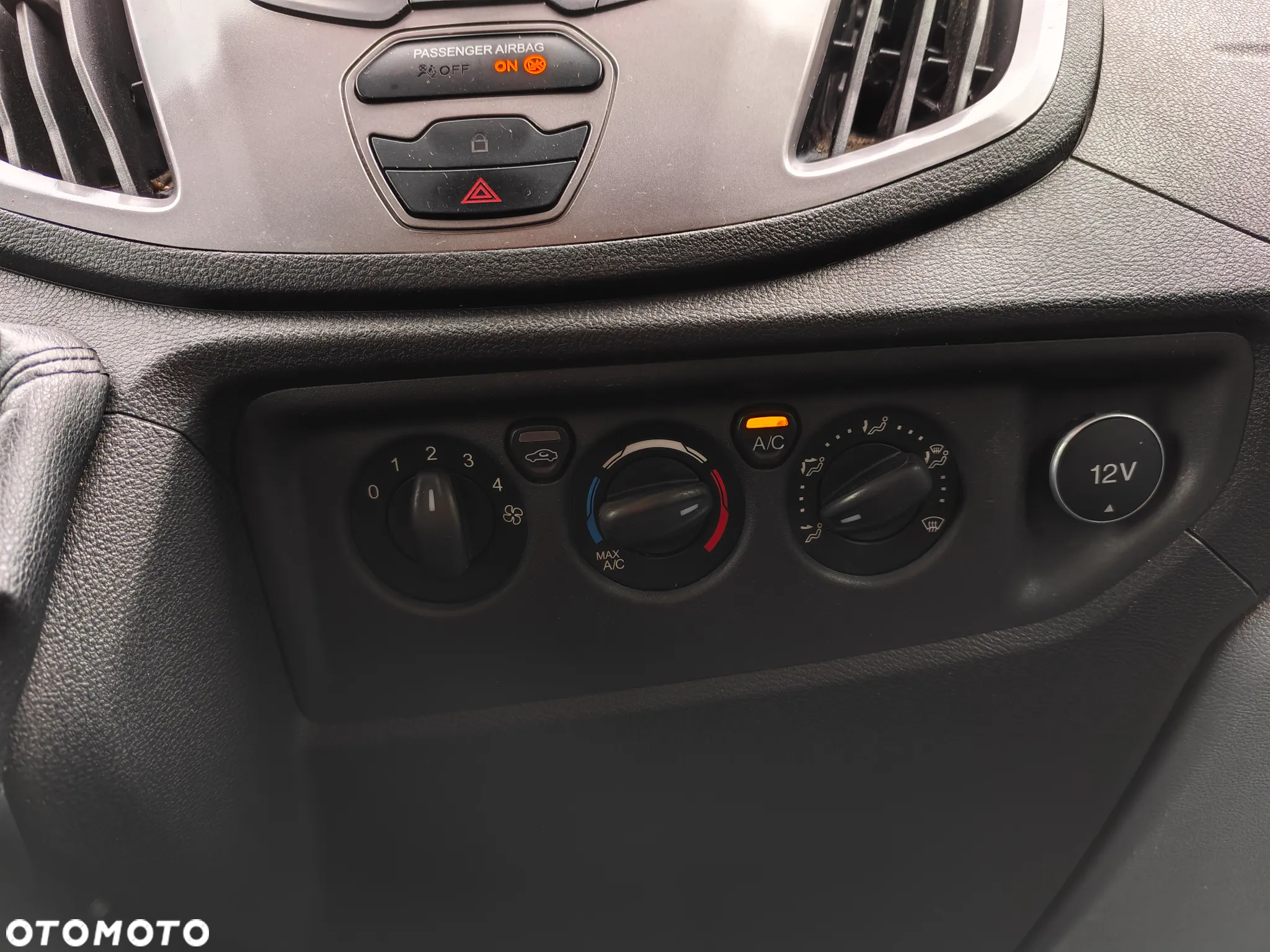 Ford TRANSIT - 19