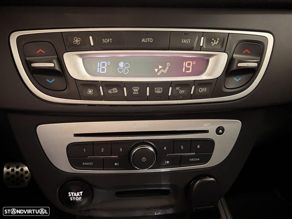 Renault Mégane Sport Tourer 1.5 dCi GT Line - 18