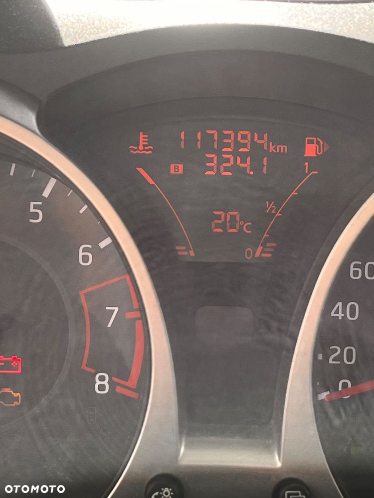 Nissan Juke 1.2 DIG-T N-Connecta EU6 - 9