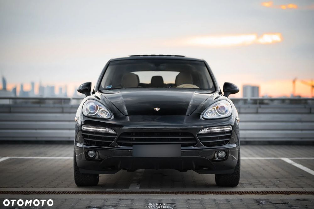 Porsche Cayenne - 4