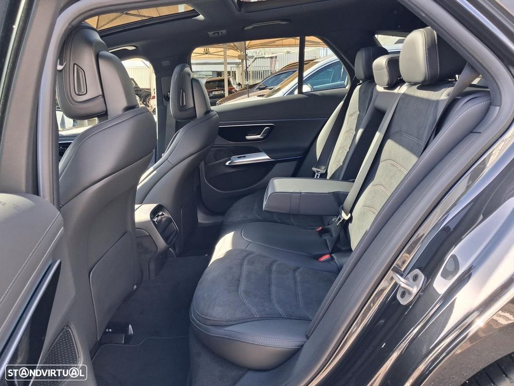 Mercedes-Benz E 220 d AMG Line - 12