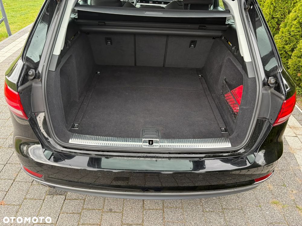 Audi A4 Avant 2.0 TDI S tronic design - 22