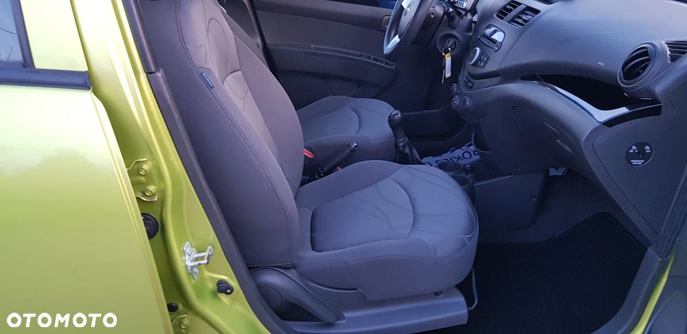 Chevrolet Spark 1.2 LT+ - 10