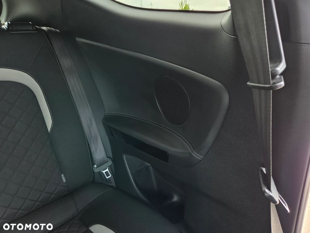 Kia ProCeed 1.6 CRDi 136 ISG GT Line - 18
