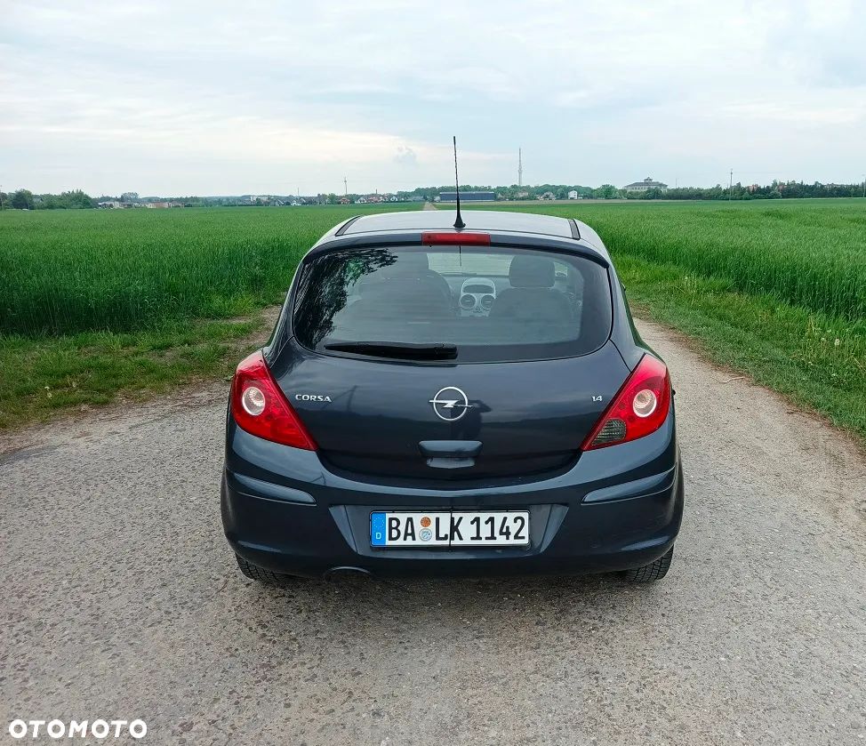Opel Corsa 1.4 16V Enjoy - 4