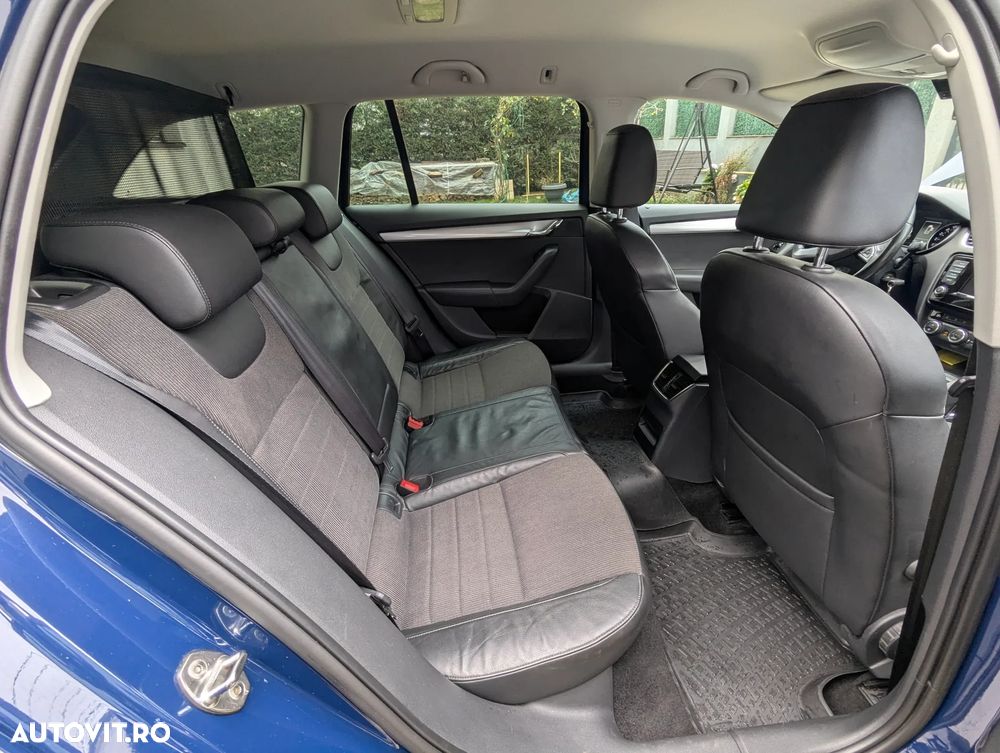Skoda Octavia Combi 2.0 TDI Green tec Elegance - 9