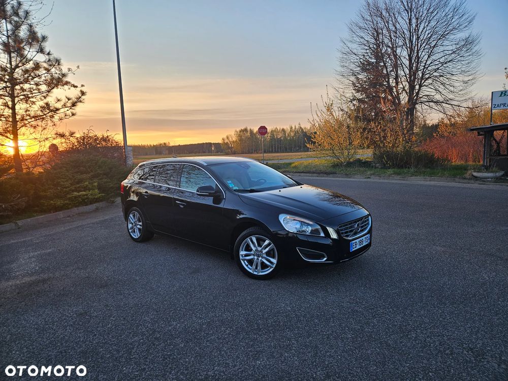 Volvo V60 DRIVe Summum - 8