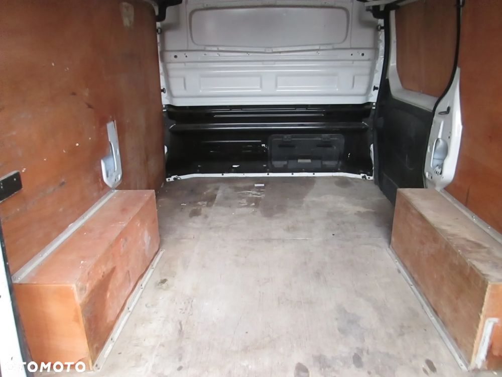 Renault Trafic Opel Vivaro Nissan NV300 - 8