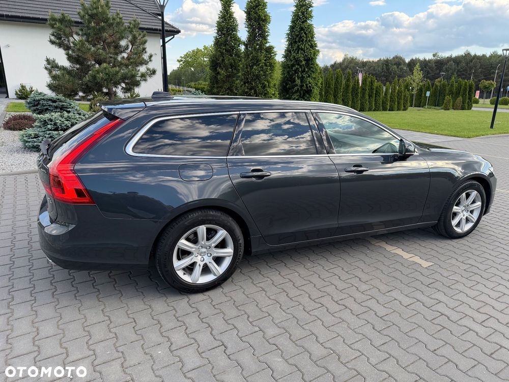 Volvo V90 D4 Geartronic Momentum - 8