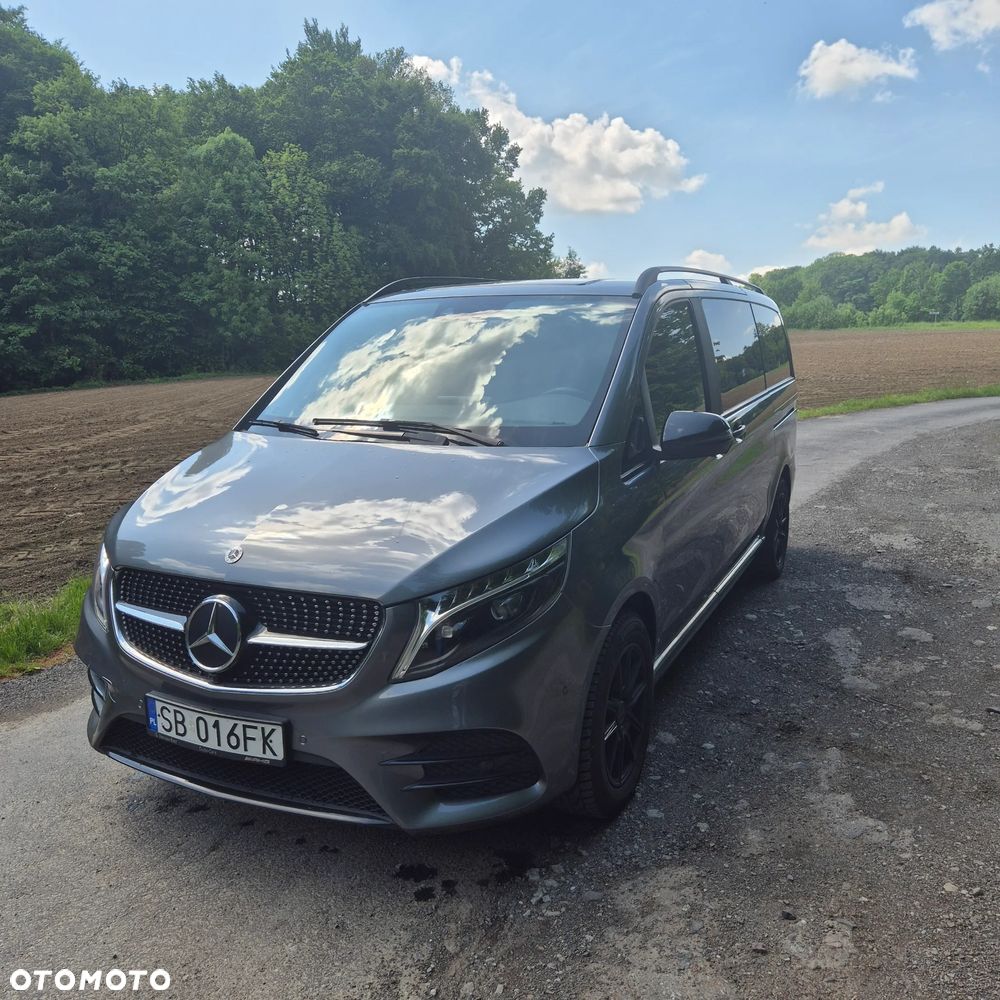 Mercedes-Benz Klasa V - 1