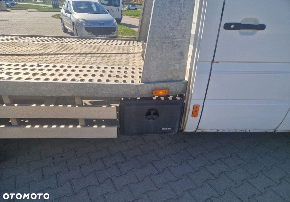 Mercedes-Benz SPRINTER - 7
