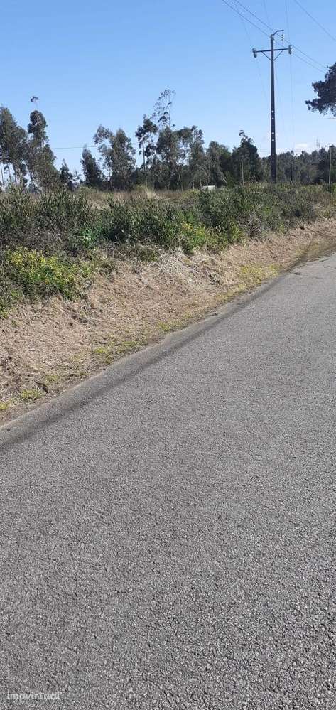 Fantástico Terreno com projeto para moradia em Sandim - Grande imagem: 4/13