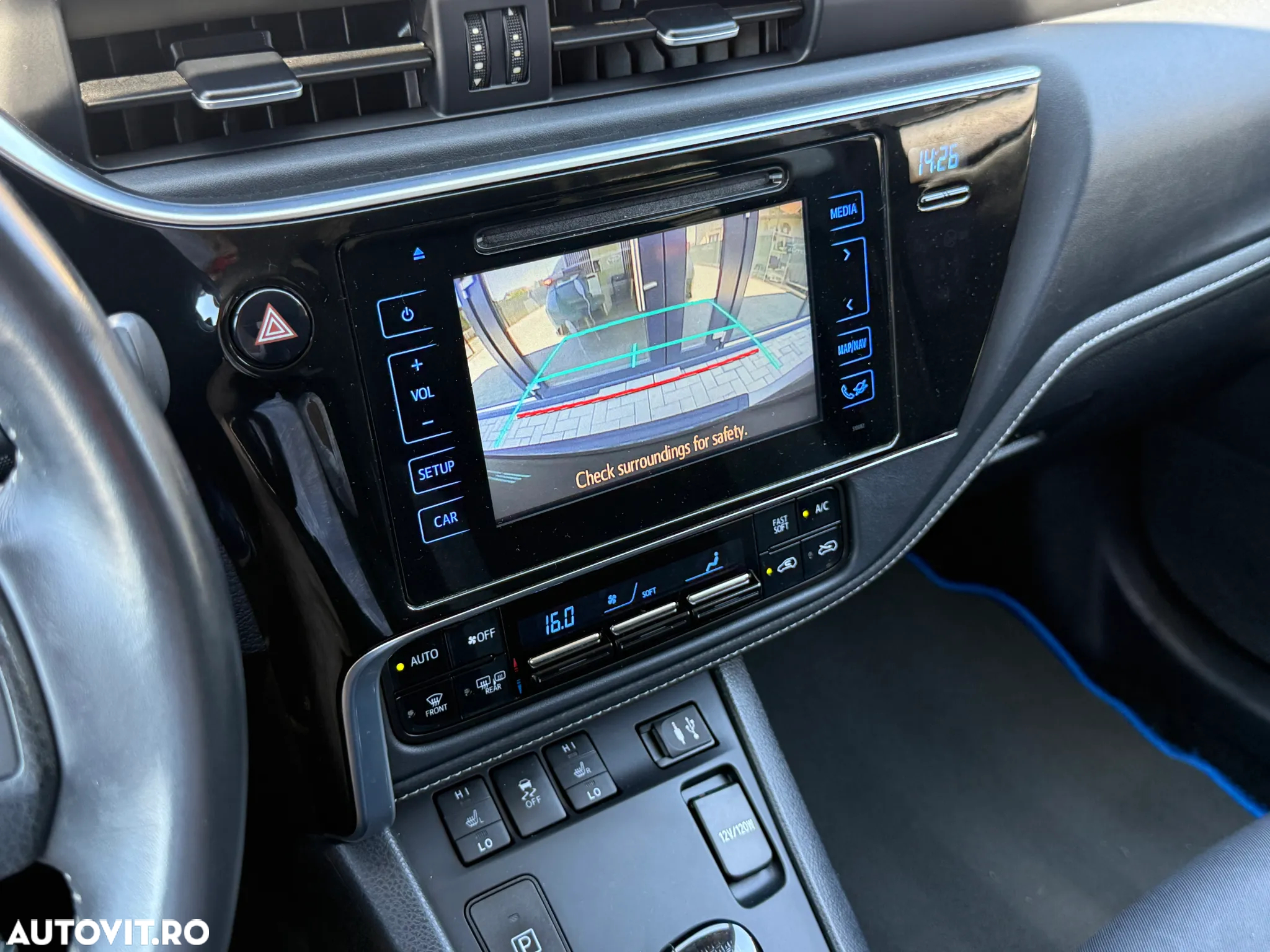 Toyota Auris 1.8 VVT-i Hybrid Automatik Touring Sports Design Edition - 17