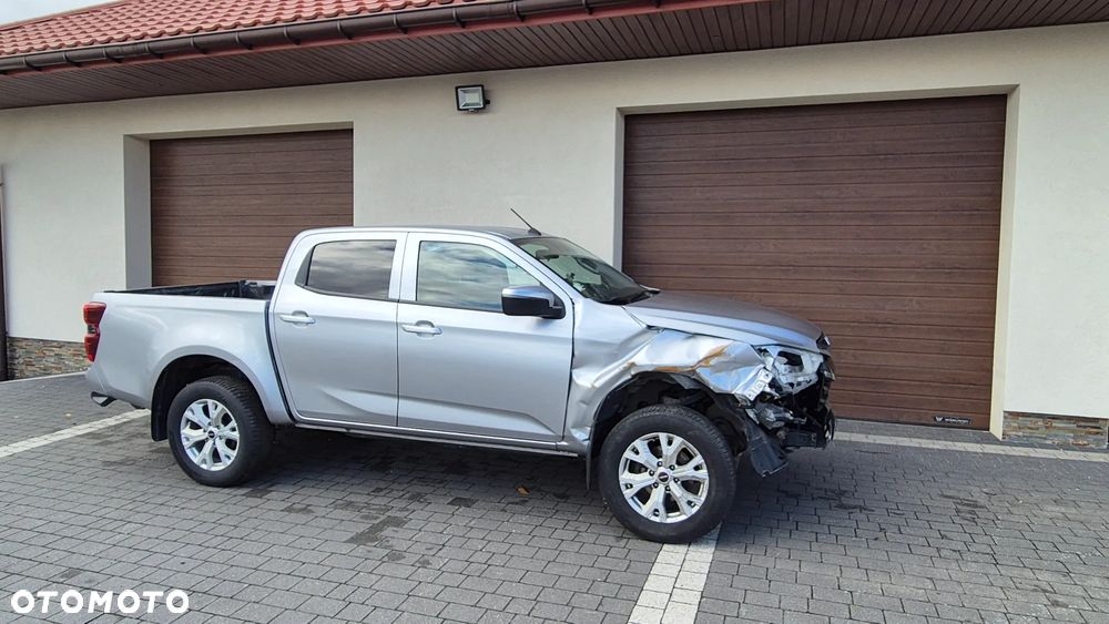 Isuzu D-Max 2023 photo 4