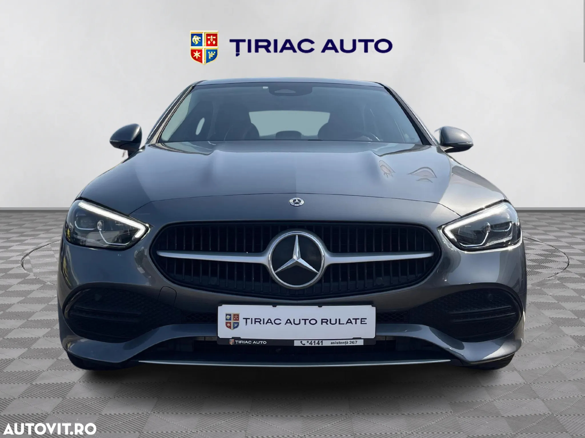 Mercedes-Benz C - 8