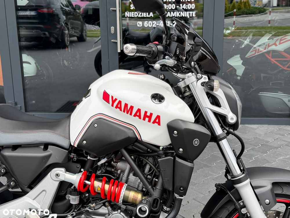 Yamaha MT - 9